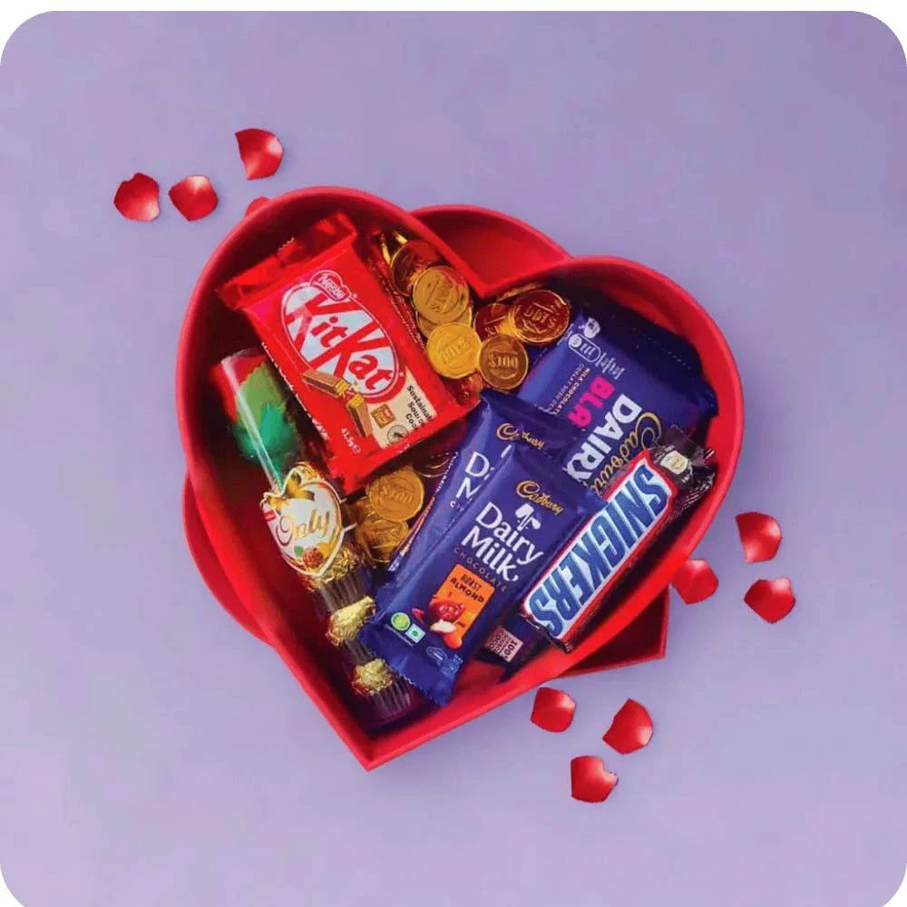 Golden Snickers Treats Gift Box