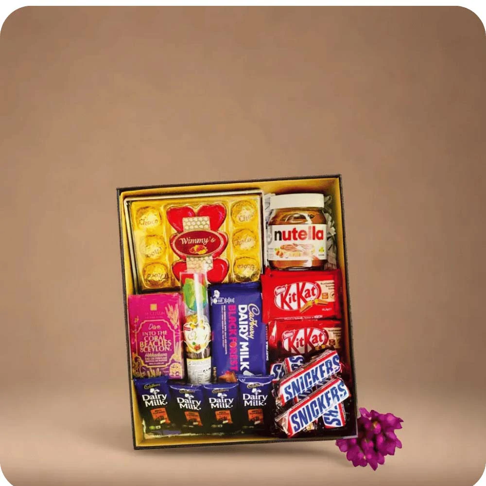 Chocolate Romance Gift Box with Spa Ceylon Perfume (chocolate 150 pcs)